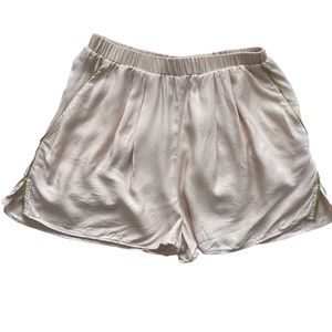 H&M light nude pink summer / PJ shorts with pistachio green  trim